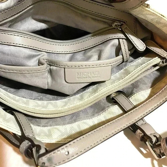 Michael kors white gray MK signature print canvas handbag - Picture 10 of 10